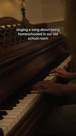 Maybe I'm sheltered #countrymusic #thecastellows #familyband #sisters