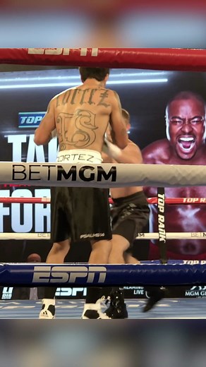 2.6M views · 8.2K reactions | The rare double knockdown  | Top Rank Boxing | Facebook