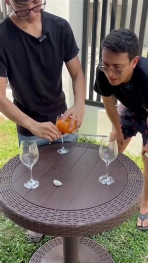 Magic Tricks Revealed: Learn Stunning Illusions