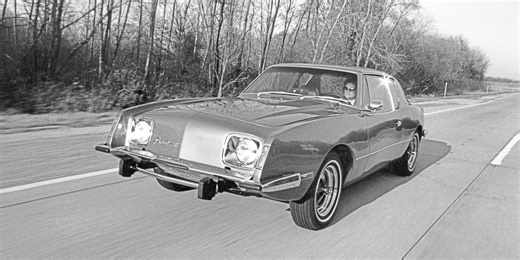 View Photos of the 1976 Avanti II