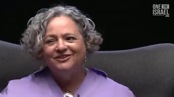 2.6K reactions · 644 shares | After reading Isaiah 53, this Jewish teacher becomes a student of Yeshua...the greatest Teacher of all! | ONE FOR ISRAEL Ministry | Facebook