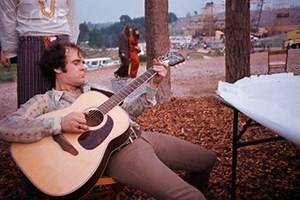 On August 15th, 1969 the Woodstock Art and Music festival opened with Ravi Shankar, Melanie, Richie Havens, Arlo Guthrie, Joan Baez and more. Legendary songwriter Tim Hardin --whose works include “Reason To Believe”, “How Can We Hang On To A Dream” “Misty Roses” and “Don’t Make Promises” --performed on the opening night as well. We’ve chosen to share another of his standards, “If I Were A Carpenter”, live at Woodstock. Woodstock-Festival * Woodstock Farm Festival * Woodstock Festival * Unofficia