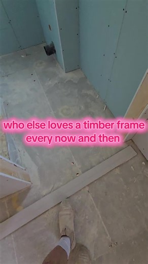 love a timber frame every now and then to switch things up a little 🤓👌 #drylining #drywall #plastering #sitework #construction #constructionlife #fyp #foryoupage❤️❤️ #tik_tok