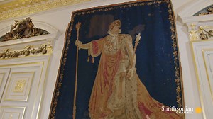 Go beyond the history books. 📚 Tonight, we’re visiting the palaces, examining the private relationships, and revealing the truth about Napoleon. Tune in at 8PM for the premiere of Private Lives of the Monarchs: Napoleon Bonaparte. http://bit.ly/2JJlUpz | Smithsonian Channel