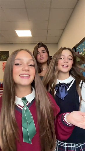 la HIT dell’anno è finalmente uscita, voi cosa ne pensate? ✨💕👀
