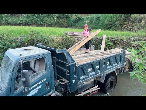 Buying old wood from people to prepare to build houses on the farm