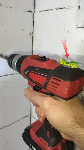 43K views · 47 reactions | Ingenious Method to Upgrade Your Drill! How to add a bubble level to a drill #diy #tools #tipsandtricks #howto #fblifestyle | Top US | Facebook