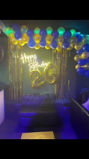 Celebra tu cumpleaños con nosotros en la mejor Discoteca Selfie Club Disco🥳🎊🎉