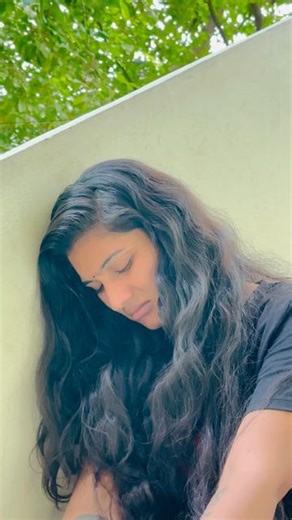 Jimmidi Jhansi - Janulyri on Instagram: "Ontarithanam alavatu aipoindi🥺🥺🖤❤️#janulyri#foryou #lyri"