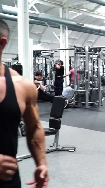 Anomaly's Impressive Physique Review