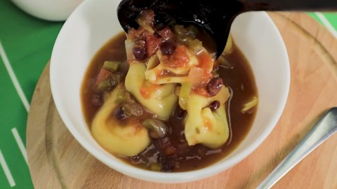 Nostalgia Game Day 4-Qt Slow Cooker Portable Crock Pot with Lid & Ladle