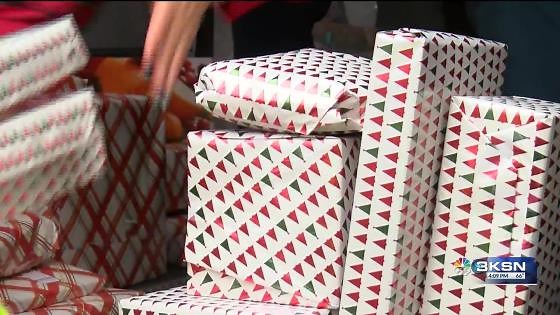 First Student brings holiday cheer to Wichita kids, families in need