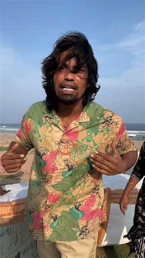 We are back with premium crocs #applegadgets #trendingreels #viral #1mviews