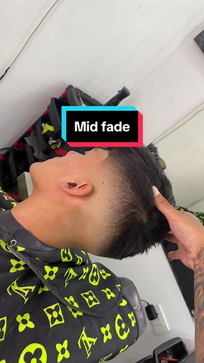 Paso a paso de un mid fade - Tutorial de barbería