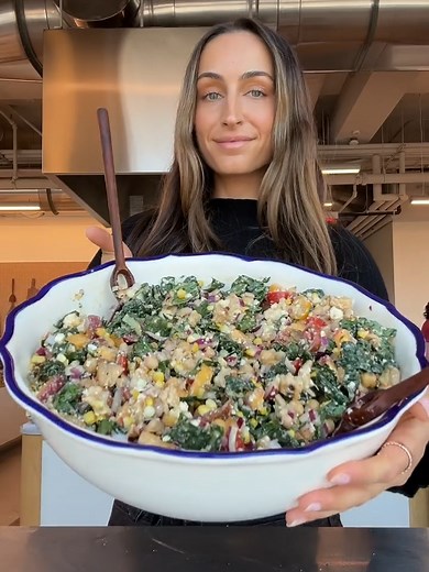 Goodbye brat summer, hello DBS fall! Try @neaacooks's take on the internet's current lunch obsession: @Violet Witchel’s dense bean salad. Link in our bio for the honey mustard dressing.