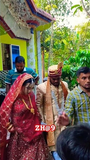 HAPPY Bride Enjoys Her Wedding Moment