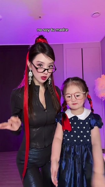 My sister and I finally did Bayonetta cosplay! #motheranddaughter #bayonetta3 #cosplay #nayoon #b...