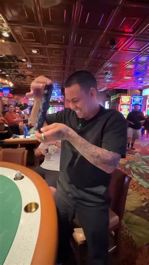 $6900 blackjack hand: That adrenaline he's feeling is the origin of addiction