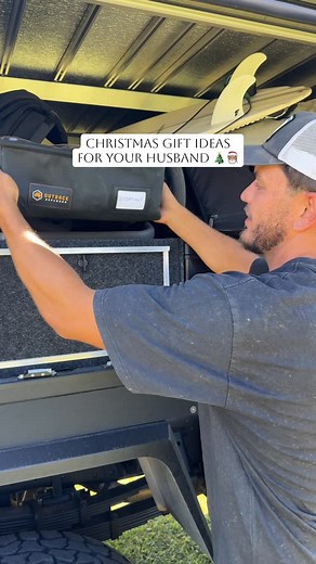 Christmas gift ideas for your husband 🎄🎅🏽 🎣 Fishing Reels & Outback Explorer Clear Top Bags from @outback_equipment ✔️ you’re welcome 😜 use our discount code LIVINYB7 to save some money on their website 👏🏽 Help! Need your tips on presents for kids in caravans for Christmas? 🎅 - - - - #Christmas #PresentIdeas #GiftIdeas #ChristmasGiftIdeas #HusbandGift #Fishing #Caravan #VanLife | Livinwithflair