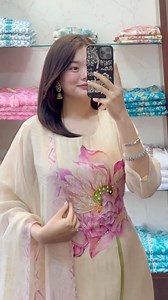 Fresh arrivals 🌸🌸 Beautiful jacquard soft organza set available now. Size:38,40,42,44 | Tara Clothing Collection