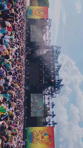 Renegades / ONEOKROCK #ONEOKROCK #oneokrocklive #ワンオク #るろうに剣心最終章thefainal #10969 #おすすめ #おすすめにのりたい #Renegades #taka #邦ロック好きと繋がりたい #邦ロック #oneokrock好きな人と繋がりたい #1chancefestival2023 #oorer #oorerさんと繋がりたい