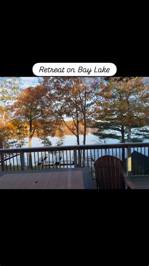 Bay Lake Retreat was a blast with a fun group of ladies. We made Retreat Bags by @emmalinebags laughed, ate good food, played Bingo, sewed a lot, visited and had good drinks! Thank you Sandy and Susie for organizing. #quilter #quilting #quilt #quiltingfun #quiltretreat #baylakemn | Quilter's Window