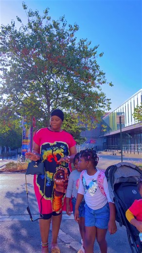 Mme Diaby Eva — Pour Toi: short tribute video