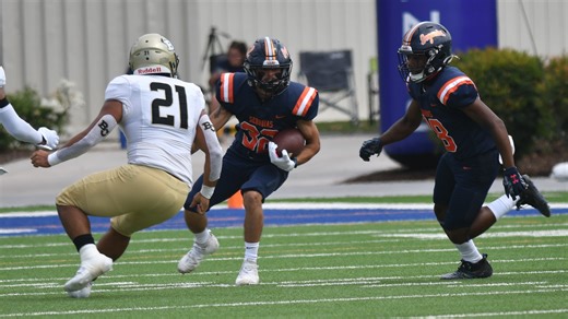 How football helped David Alcantar get his life back on track at COS