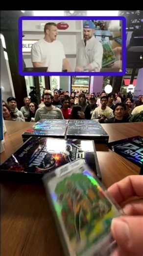Blez and football icon Rob Gronkowski have joined forces to go live from the eBay End Zone and auction off some must-have grails 🏆 Tune in for Burrow, Mahomes, and Allen repacks, 10-box case breaks, and more. Get in on the action now via eBay Live: https://ebay.to/BlezGronkLive #ebaylive | eBay