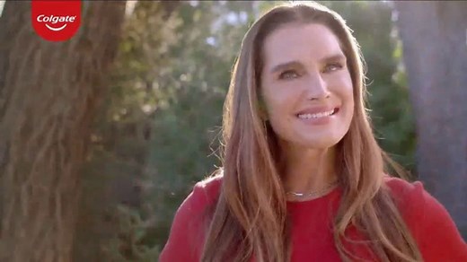 Colgate Renewal TV Spot, 'Confident' Featuring Brooke Shields