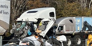 Two people killed, two injured in multi-vehicle crash on I-85 in Chambers County