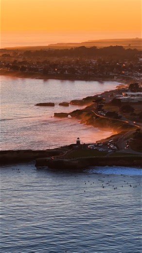 Another beautiful year on the coast of Santa Cruz County. 🫶🏼 2025 has brought so much beauty, an endless supply of fresh mountain & ocean air, incredible vistas, and boundless inspiration for our community and its visitors. Cheers to an unforgettable 2025, and here’s to an even more memorable 2026! 🥂 Happy New Year from Santa Cruz County! 🌊🐚🌴🌲🍄‍🟫🌾 #visitsantacruz #santacruz #santacruzcounty #happynewyear #santacruzcalifornia | Visit Santa Cruz