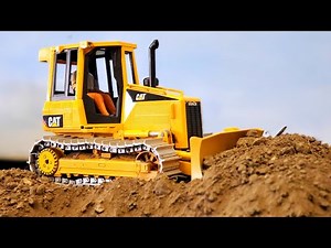 CAT D5G LGP Dozer Grading Dirt Road