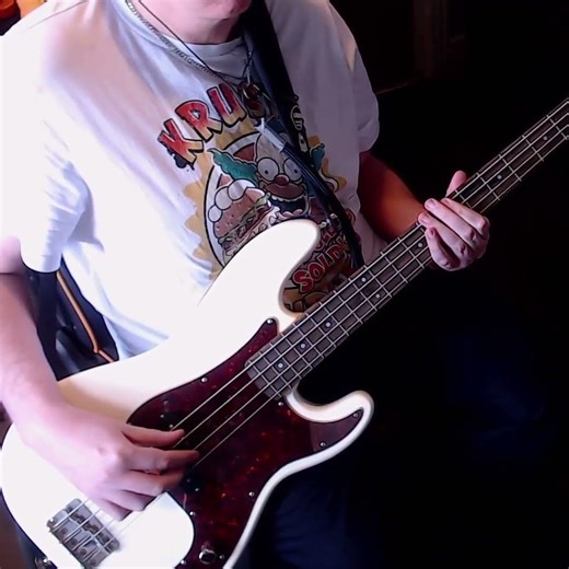 Smooth – Bass Cover 🎸 Santana Classic