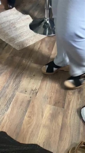 My momma's friend bought her these ugly shoes and my neice took them.. she gets on my nerves so much 🤣🤦🏾‍♀️ Why the squat tho?🤣🤣 throw them awayyy 🤣 #neice #auntieandneicegoals