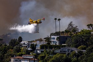 'Super Scooper' Plane Fighting LA Fires Wrecked by Someone's Drone