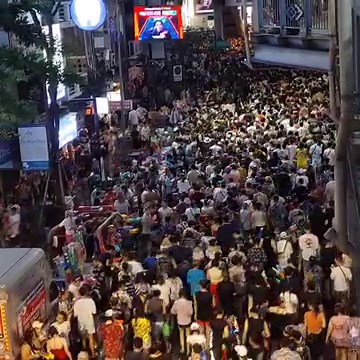 สงกรานต์ สีลม 14 เมษา 2567 | Gthai movie เกย์เว้ยเฮ้ย