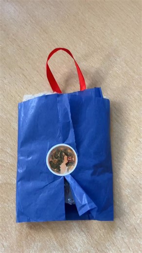 2.3K views · 220 reactions | Look what I got today from the very talented and generous @laurakeepx - a Richard III for the Christmas tree! You can take a look at Laura’s shop on Etsy at: https://www.etsy.com/shop/plantagenetprints | Matthew Lewis | Facebook