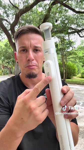 Set up in seconds with JustTap! This tripod auto-deploys with a single tap—no twisting, no fighting with legs. #tiktokshopcreatorpicks #tiktokshopspringglowup #springtok #refreshyourspace #TTSLevelUp #fastsetup #creatorgear #tripodhack