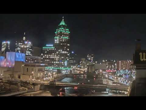 MKE River Cam - Milwaukee, Wisconsin - by MKE.com