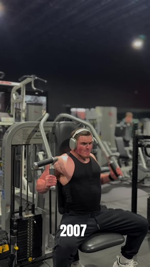 9 weeks out 🥀 #gymtok #bodybuilder #shredded #fyp #motivation | Body Building