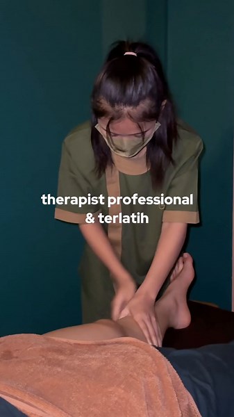 Manfaat Pijat Refleksi dan Hotstone Terbaik di Ikigai