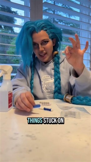 Jinx teaches you how to do your nails 💅💀🔥 #jinx #arcane #jinxarcane #arcane #lolcosplay
