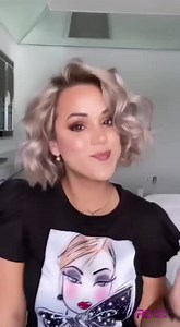 Wow total schön 🥰🥰 #kurzehaare #frisur #frisurendamen #bobfrisuren #frechefrisuren #Bob #hair #kurzhaarfrisuren #pixi #mega | Damen Frisuren