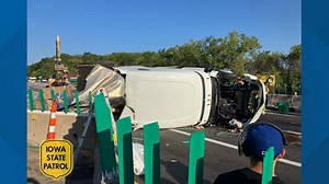 Crash on I-80/35 causes major backups, traffic delays Thursday morning