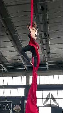Adage en l’air Silks routine