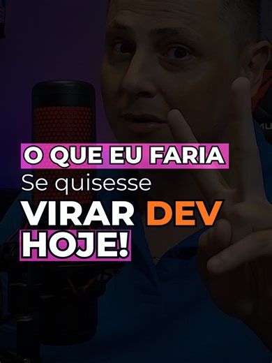 Se eu tivesse que começar do zero na programação hoje, eu não faria o que todo mundo faz. Eu seguiria esse plano para economizar 2 anos de erro: 1. Escolheria UMA linguagem e dominaria ela. Nada de ficar pulando de Python pra JavaScript pra Java. Foco total em uma até ter base sólida. 2. Estudaria lógica e estrutura de dados ANTES de qualquer framework. Framework muda. A base não. Quem entende a fundação aprende qualquer framework em semanas. 3. Faria projetos feios desde o primeiro mês. Nada de