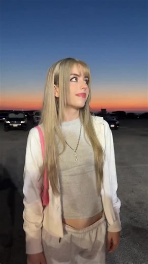 @snowwcone on Instagram: "twitch - snowcone"