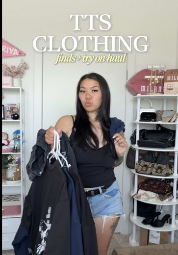 I’m not ashamed to admit I get more clothes off tts rather than shopping in stores ✌🏼😗 #clothinghaul #tryonhaul #haul #clotheshaul #fashion