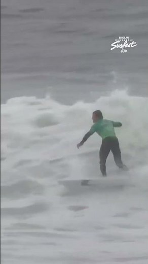 Looking like a young Dane Reynolds out there 💯 @calebtancred smashing through his Rnd of 80